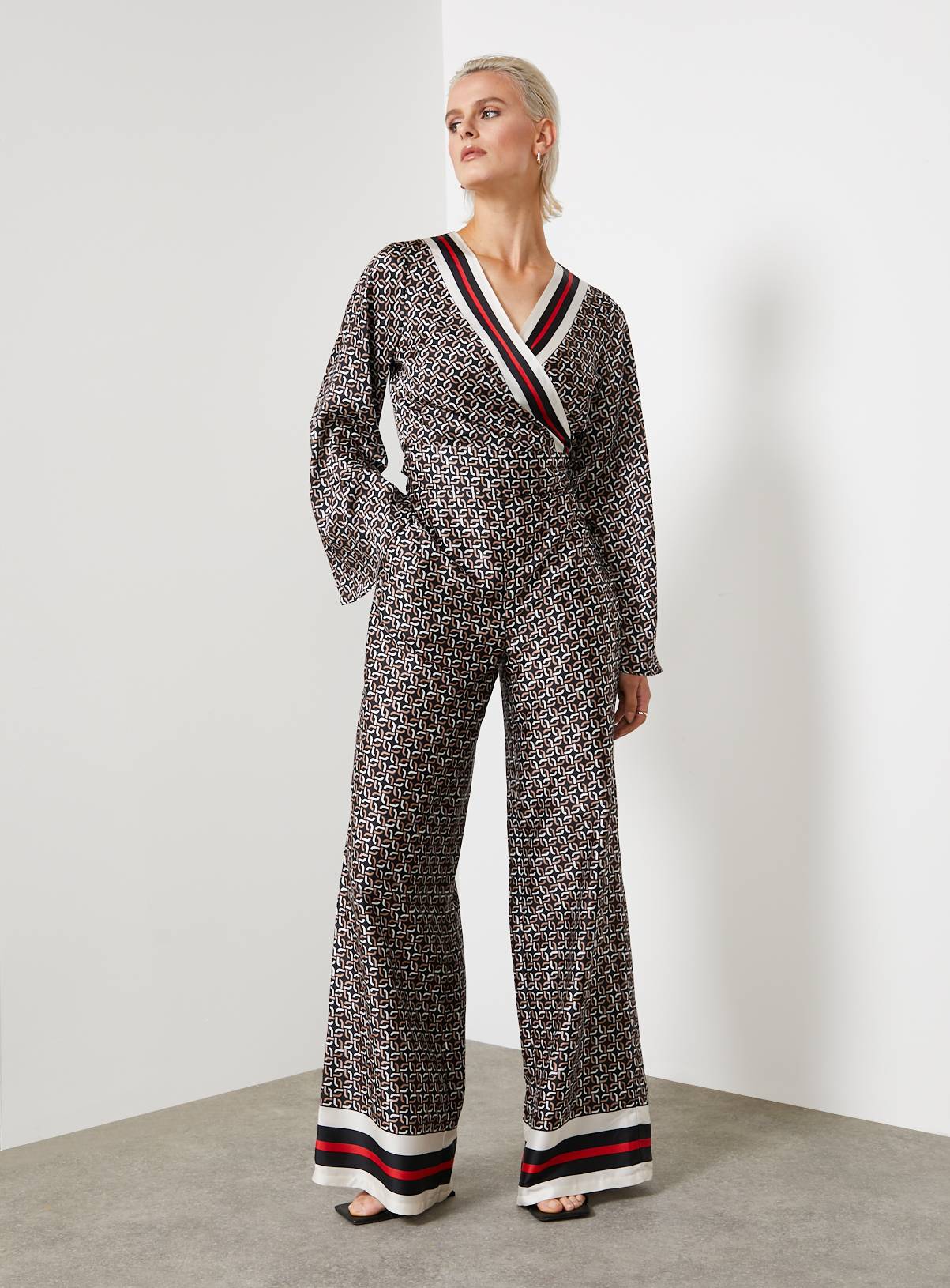 For All The Love Border Printed Satin Co-ord Wide Leg Trouser 6 - Image 5